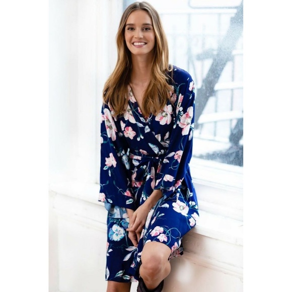 New Yumi kim Morning Light Floral Robe & Gown XS - Picture 3 of 7